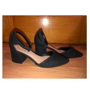 👠 Call it Spring block ankle strap heel